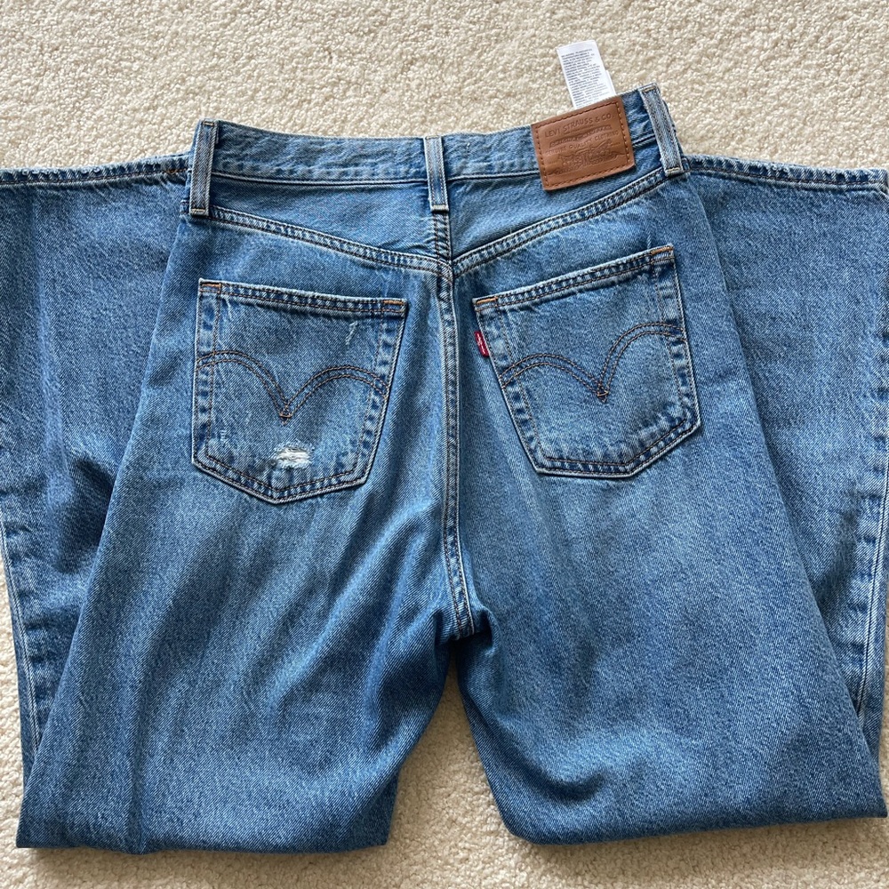 Levi’s Ribcage Ankle High Rise Straight Distressed Jeans - Picture 8 of 8